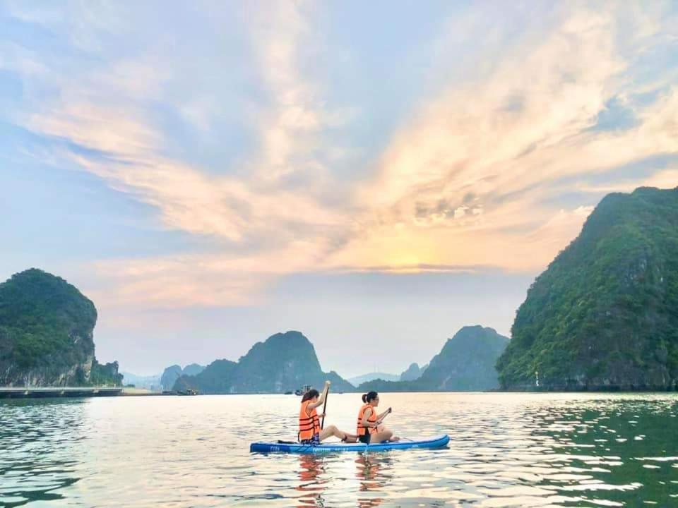 Aroma Ha Long Hotel Exterior photo