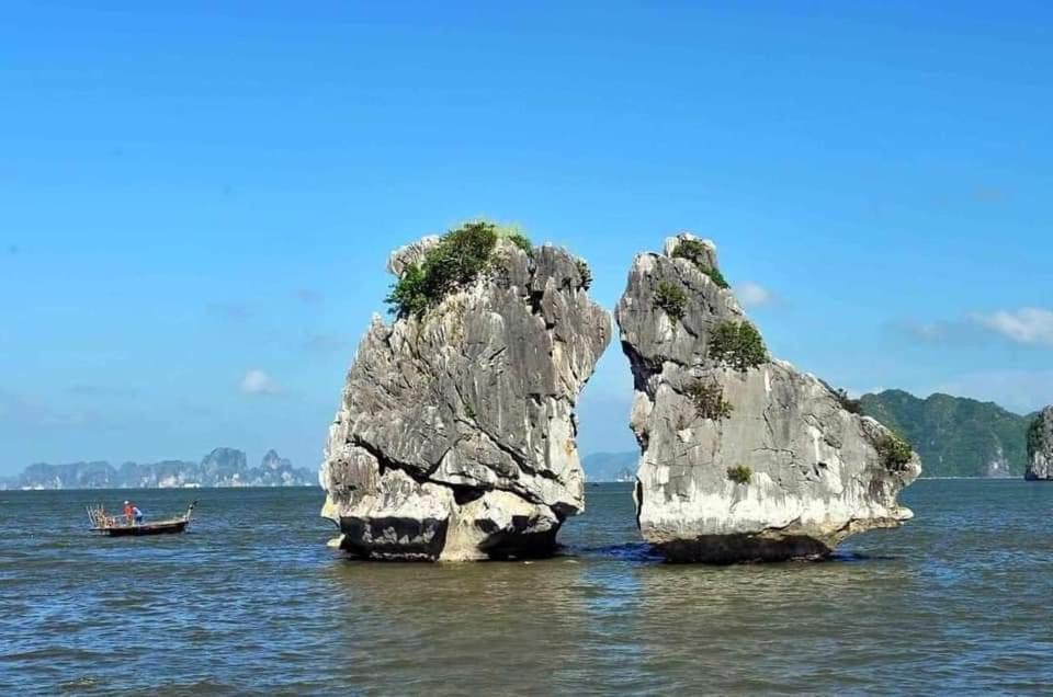 Aroma Ha Long Hotel Exterior photo