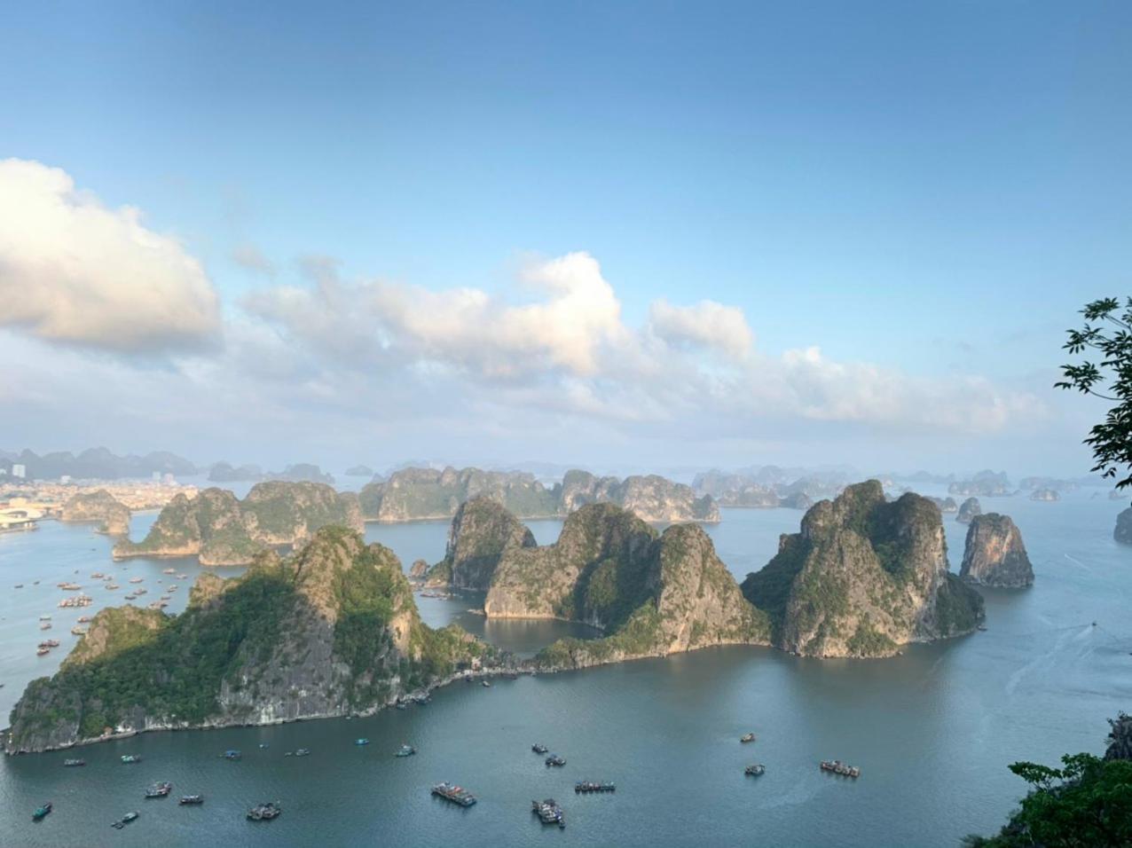 Aroma Ha Long Hotel Exterior photo